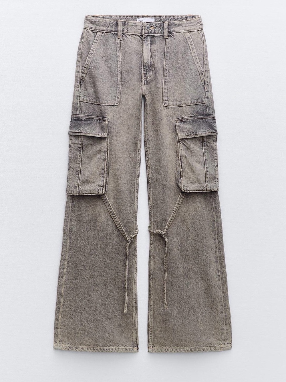 Zara Mid RiseTRF Cargo Jeans